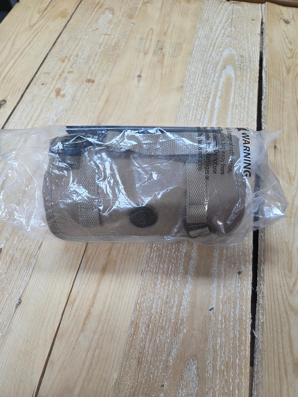 Venture dice roll case