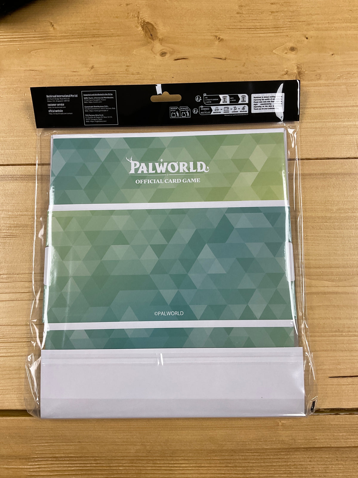 Palworld Bushi supplies storage box