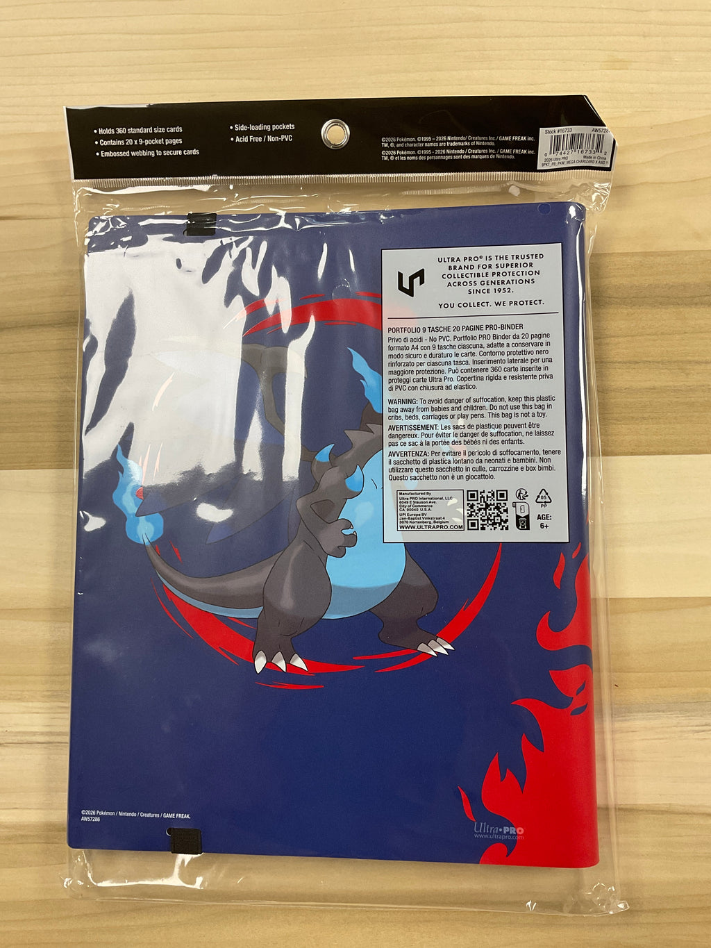 Pokémon Binder 9-pocket Pro Binder   Charizard red