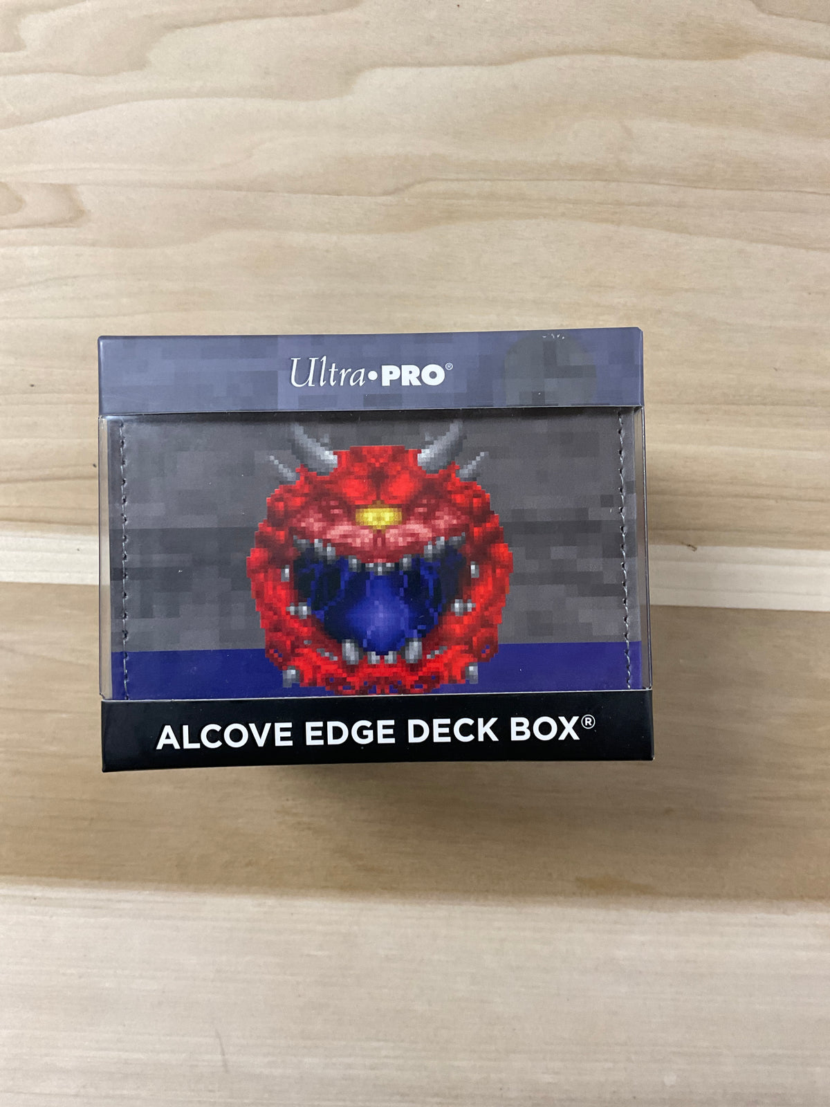 Ultra pro Alcôve Edge deck box Doom