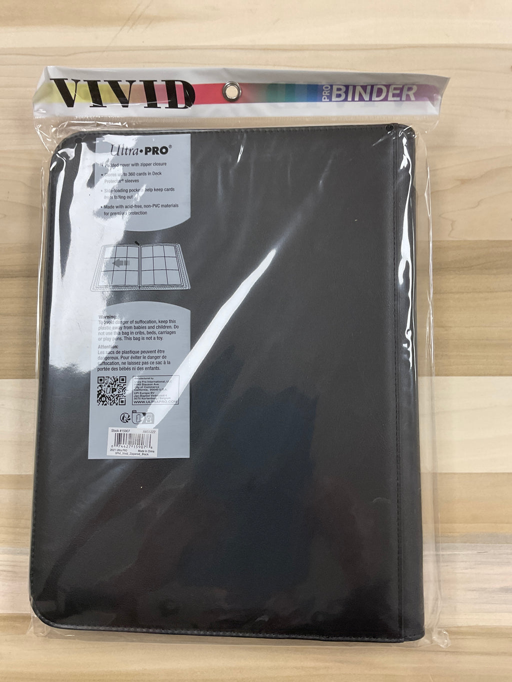 Vivid pro Binder 360/9pockets zipper Binder   Black