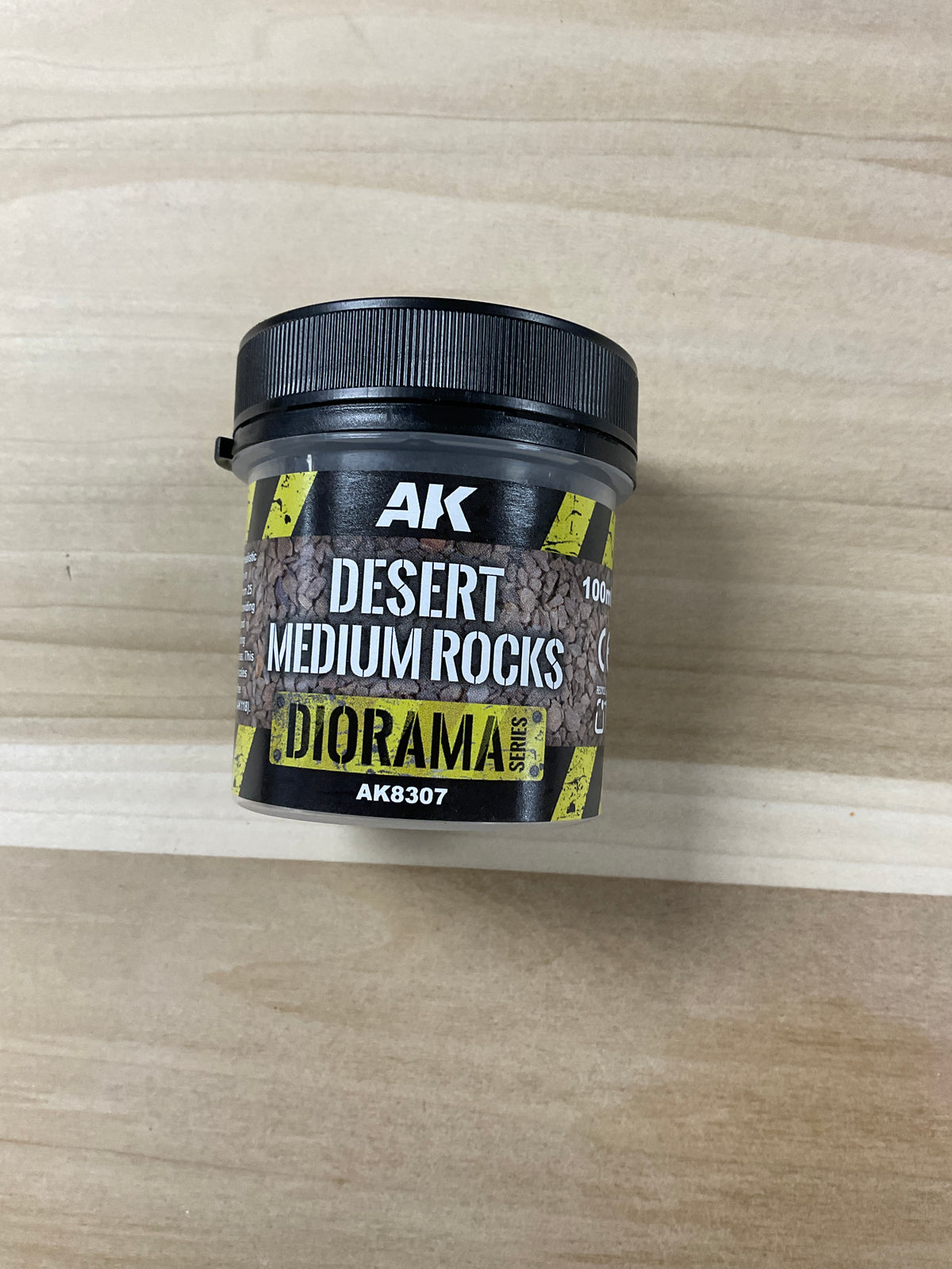 Ak.  Désert médium rocks