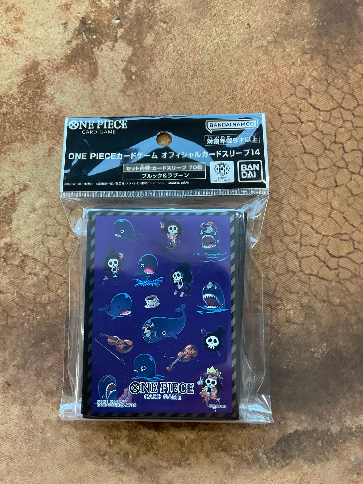 Bandai one piece sleeve  Luffy crews